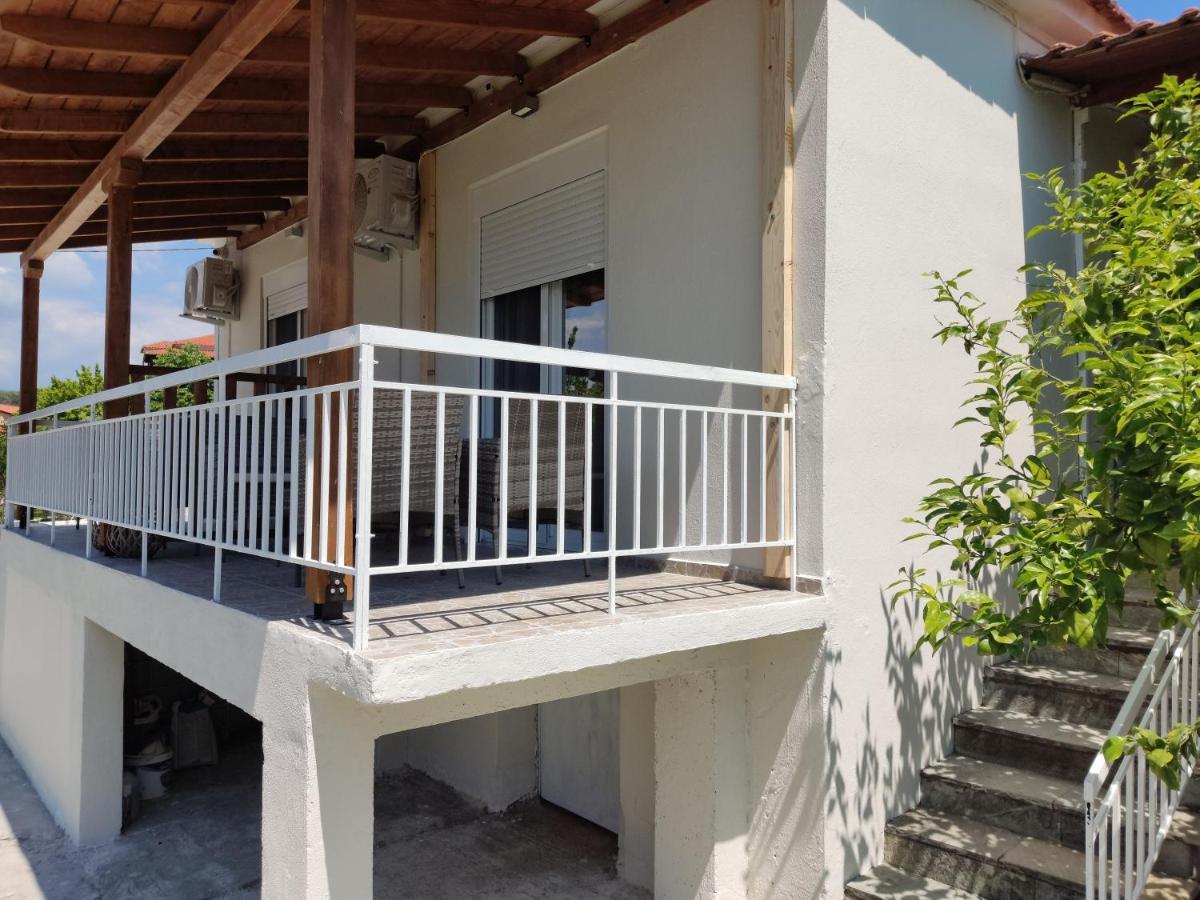 Villa Elina House And Garden Nikiti  Exterior foto